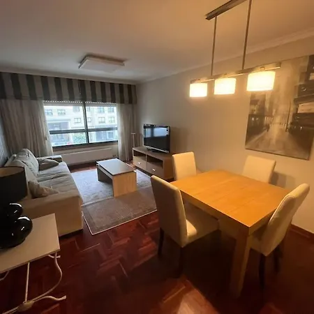 Piso En Bouzas Con Vistas A La Ria Apartment Vigo Exterior photo