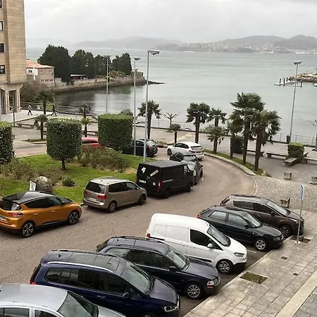 Piso En Bouzas Con Vistas A La Ria Apartment Vigo Exterior photo