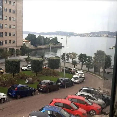 Piso En Bouzas Con Vistas A La Ria Apartment Vigo Exterior photo