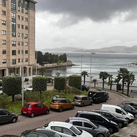 Piso En Bouzas Con Vistas A La Ria Apartment Vigo Exterior photo